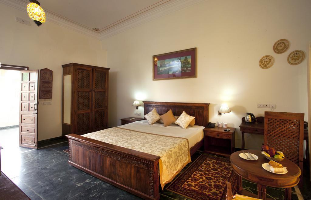 Sara Vilas Hotel Nawalgarh Luaran gambar