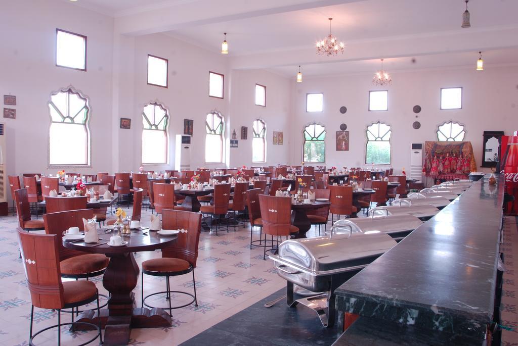 Sara Vilas Hotel Nawalgarh Luaran gambar