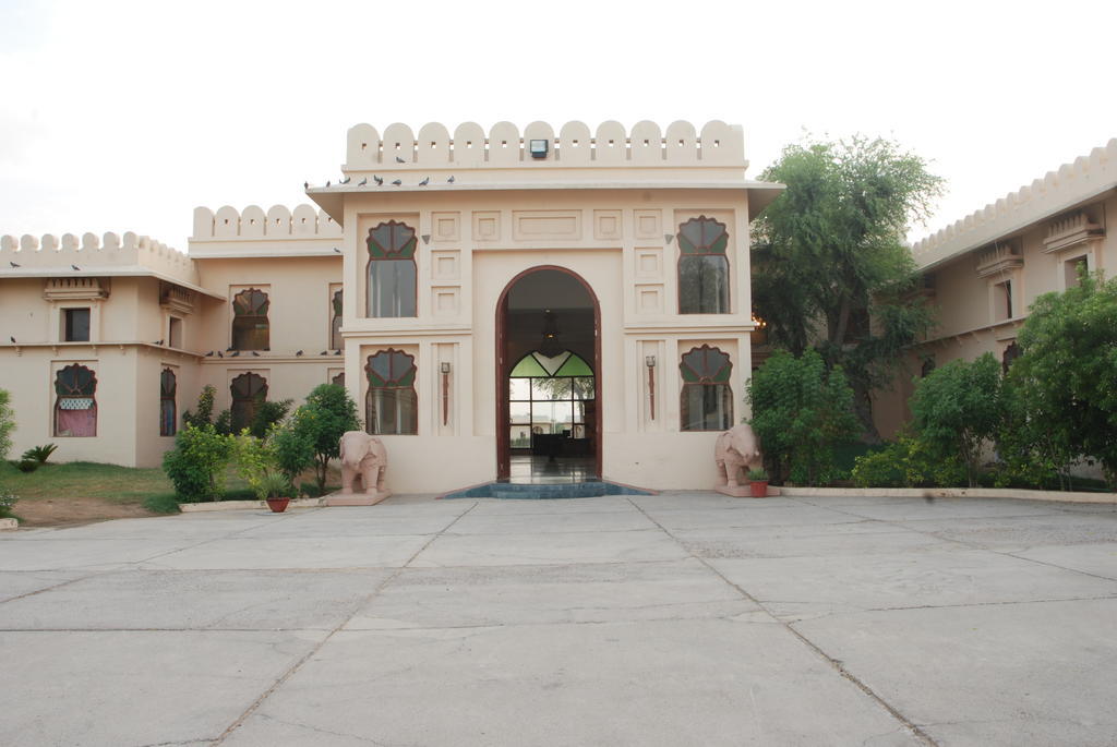 Sara Vilas Hotel Nawalgarh Luaran gambar