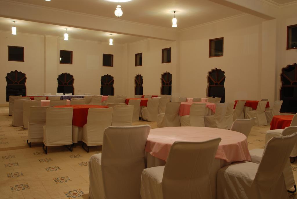 Sara Vilas Hotel Nawalgarh Luaran gambar
